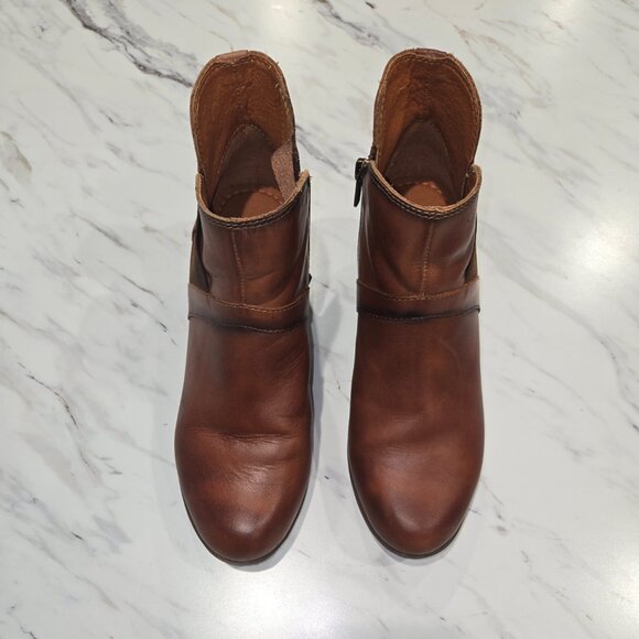 Cute Fall Bootie - Picture 3 of 7